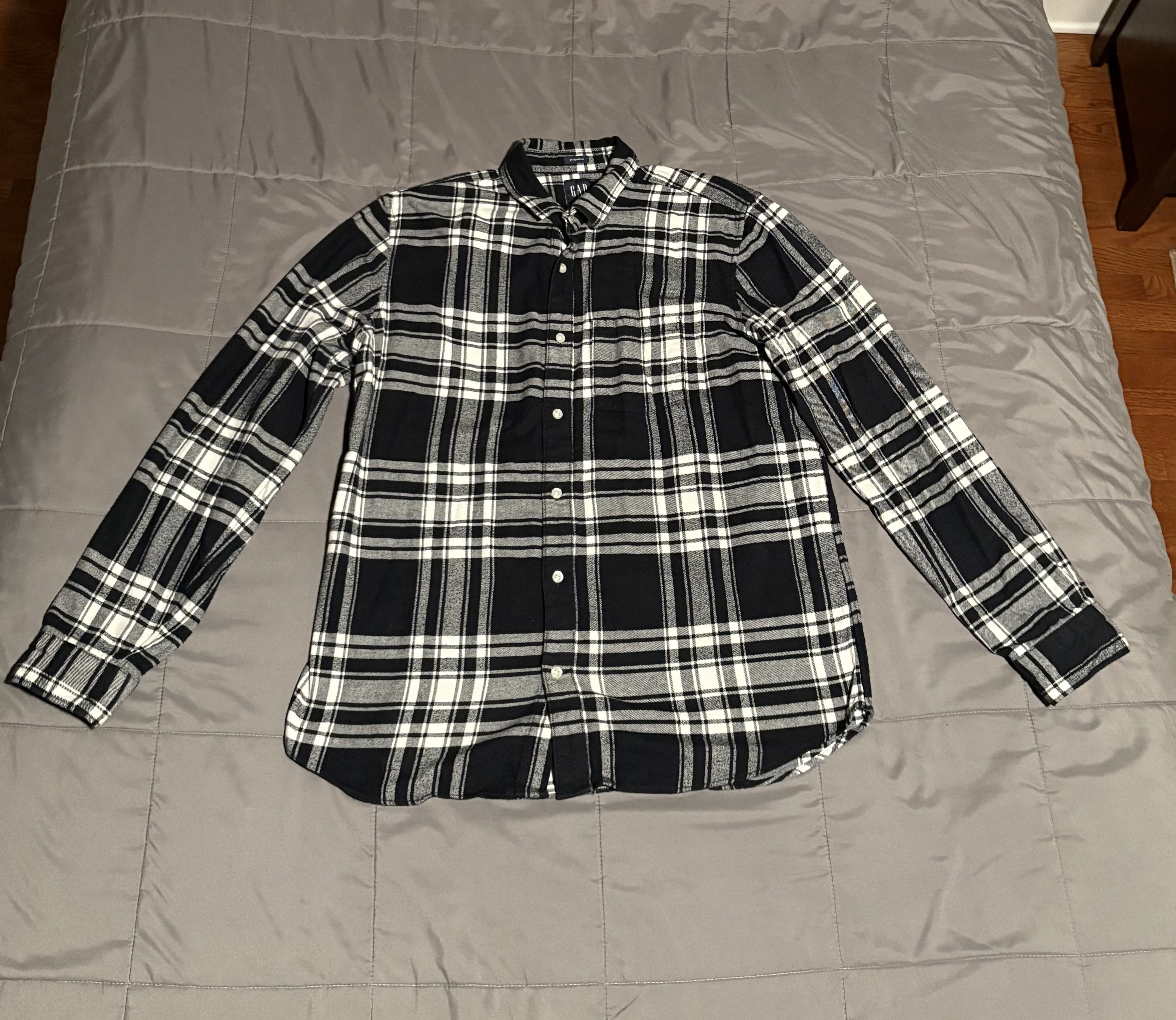 Gap Gap Black And Grey Plaid Flannel Shirt Size US L / EU 52-54 / 3 - 1 Thumbnail