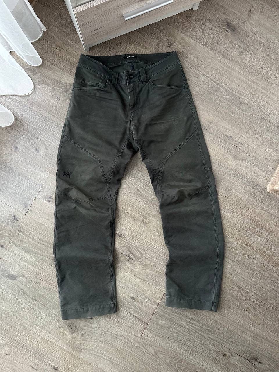 Arc'teryx × Vintage Vintage Arc’Teryx Green Faded distressed Pants Size US 32 / EU 48 - 1 Thumbnail