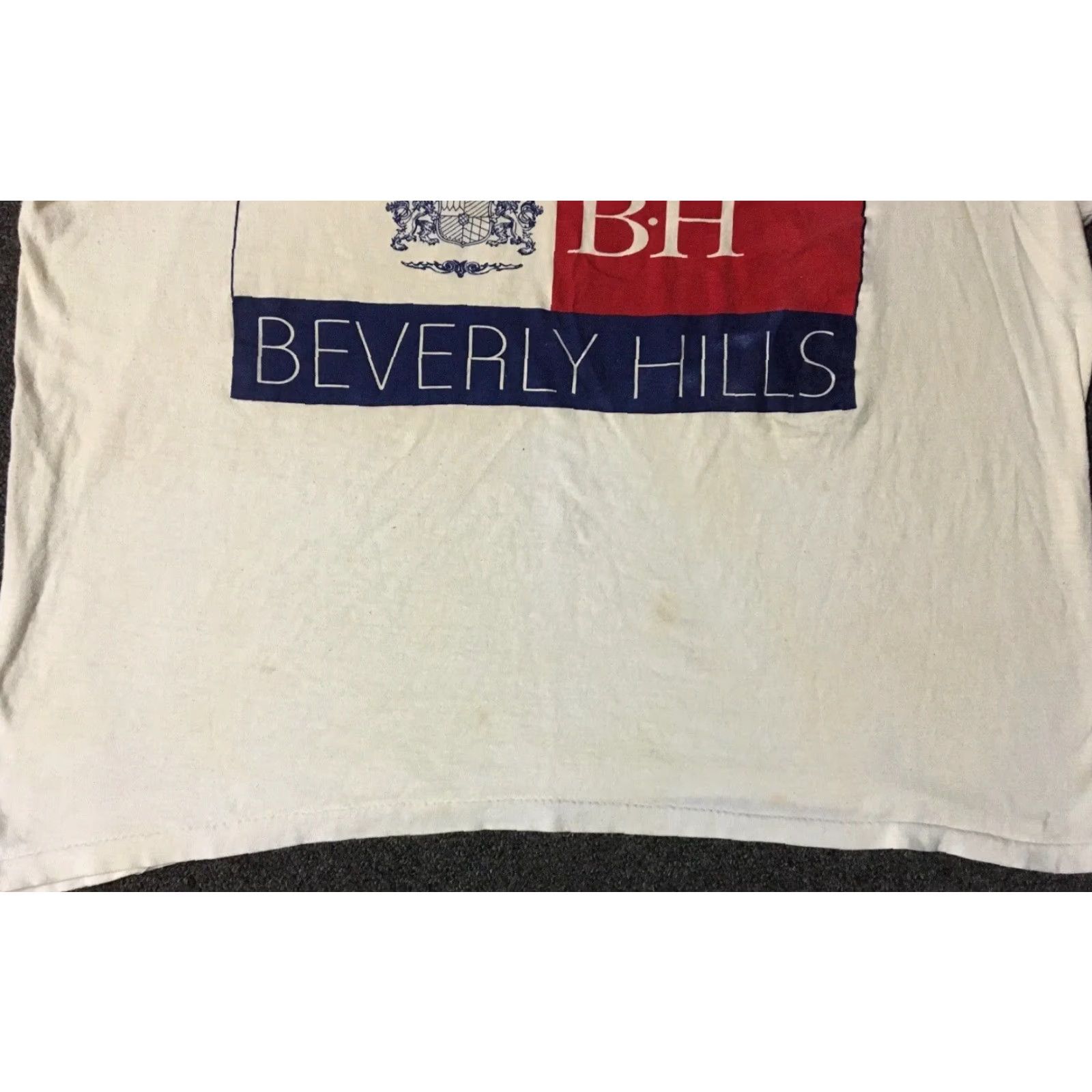 Vintage VINTAGE Beverly Hills 90210 Tommy Flag Shirt M L Boxy Grunge Surf White Sun Short Sleeve Mens T-Shirt Size US M / EU 48-50 / 2 - 5 Thumbnail