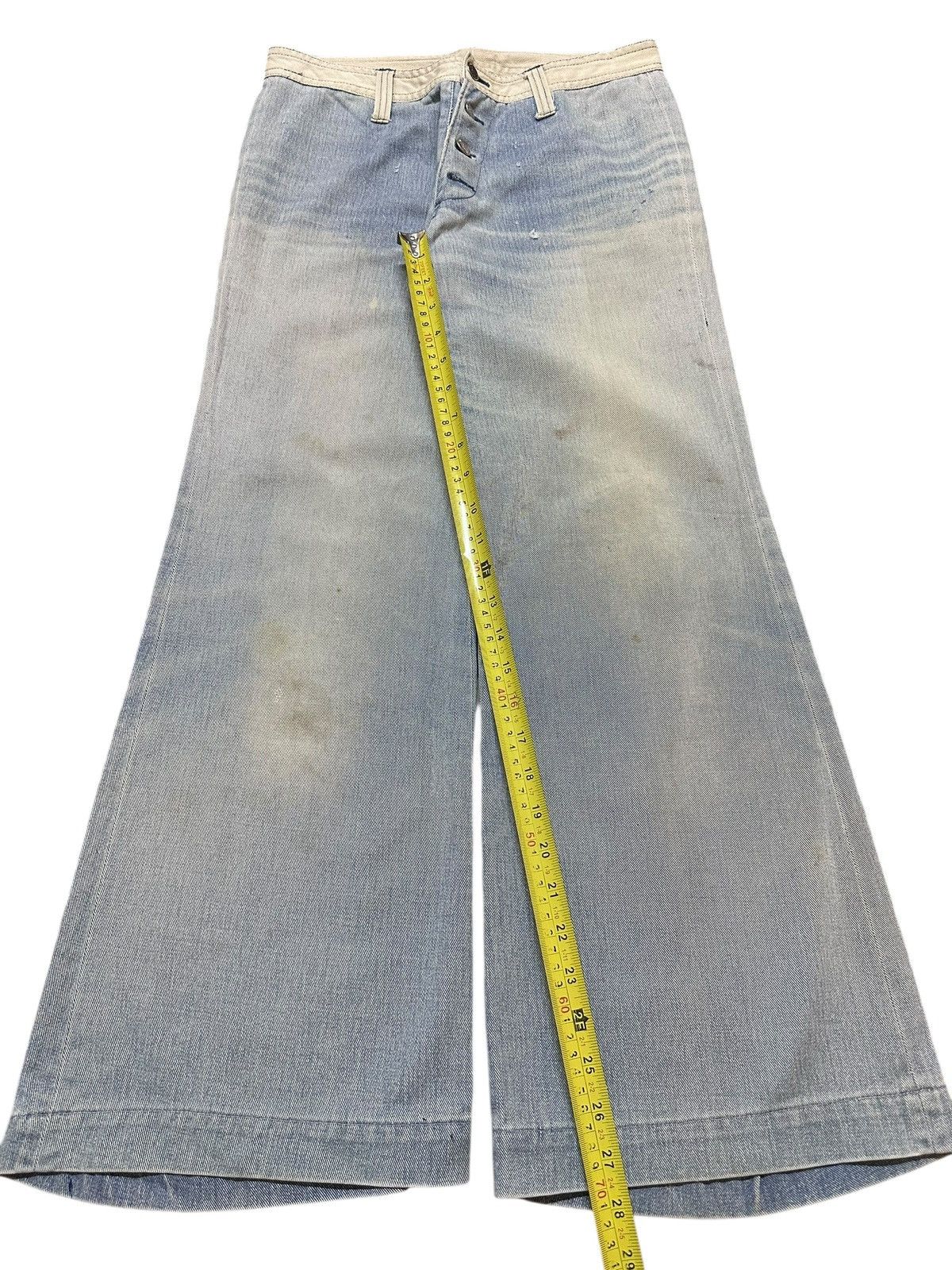 Other Vintage Bootcut WideLeg Style With Faded Wash Size US 29 - 9 Thumbnail
