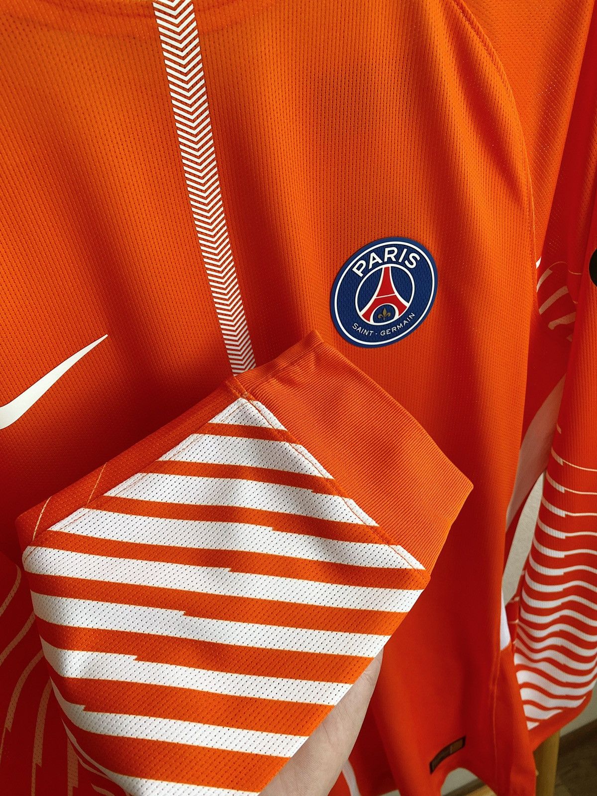 Nike BNWT NIKE PSG 2017/2018 Player GK Football Shirt Jersey Size US L / EU 52-54 / 3 - 24 Thumbnail