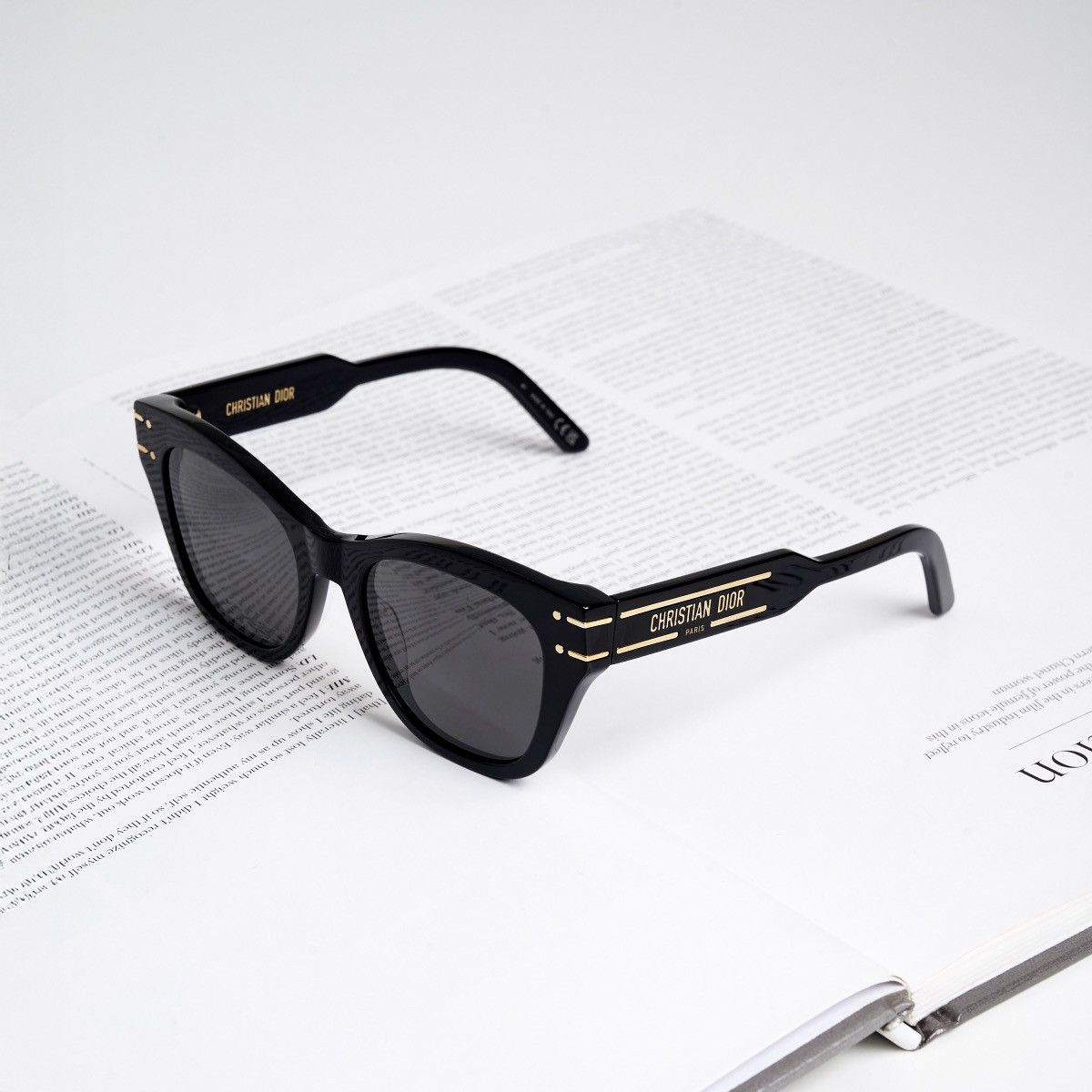 Dior DIOR DIORSIGNATURE B4I 10A0 SUNGLASSES Size ONE SIZE - 1 Thumbnail