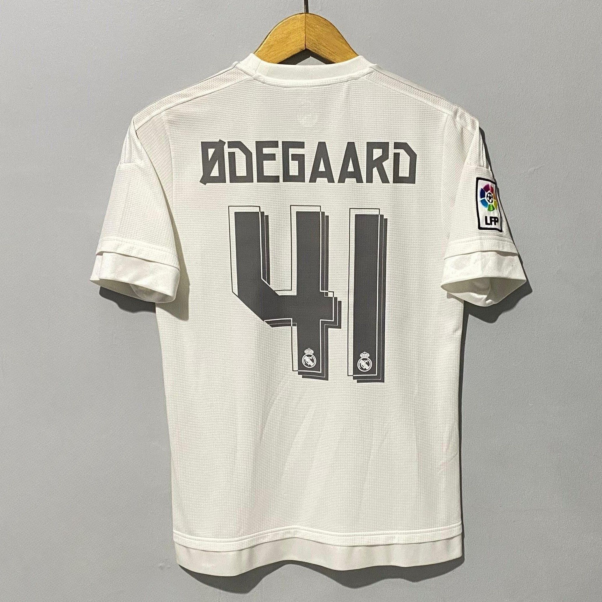 Adidas Real Madrid 2015-2016 Home Jersey Martin Ødegaard Size US S / EU 44-46 / 1 - 2 Thumbnail