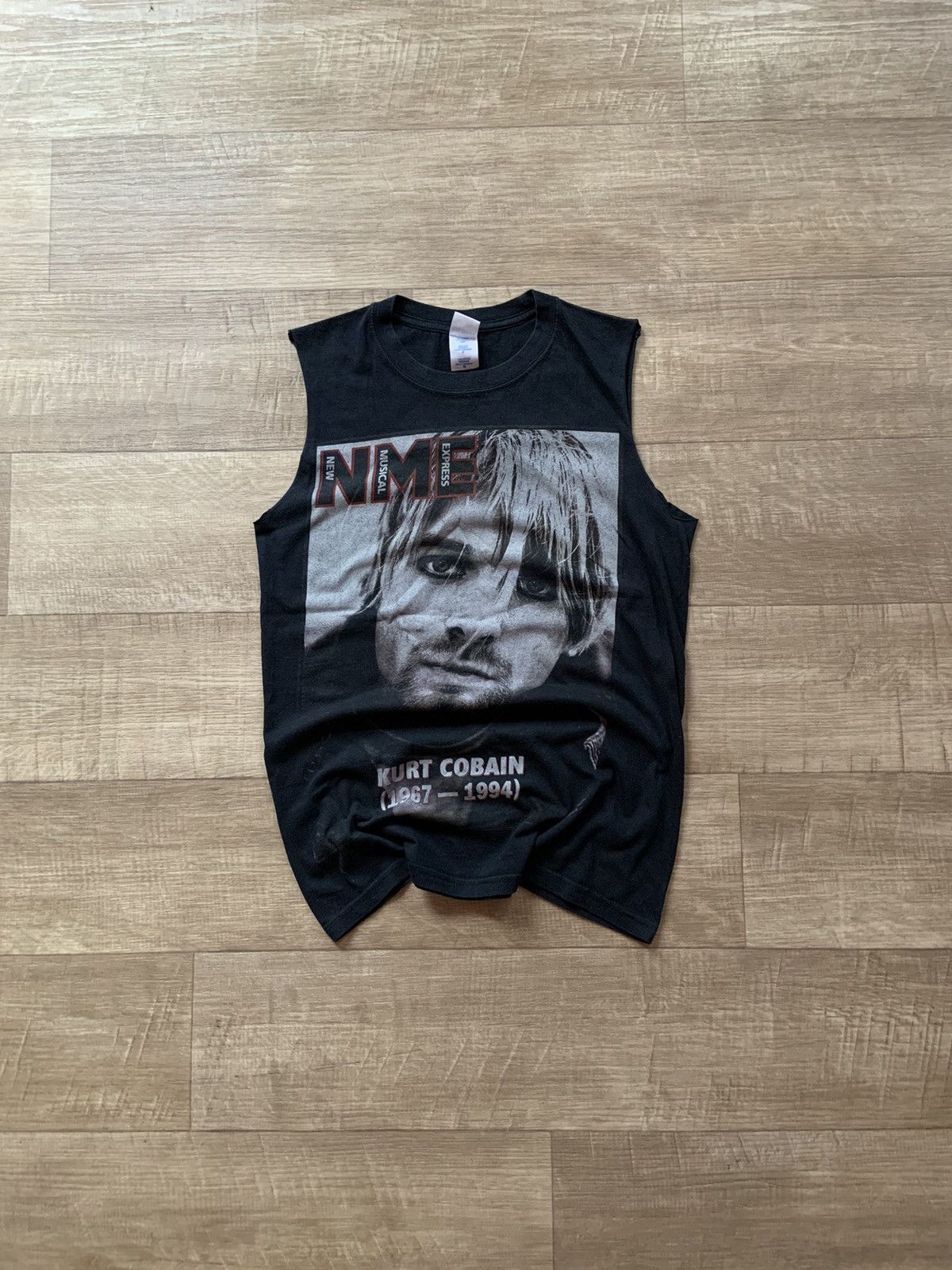 Nirvana × Vintage kurt cobaine 1967 - 1994 memorial nirvana graphic tank top Size US S / EU 44-46 / 1 - 1 Thumbnail