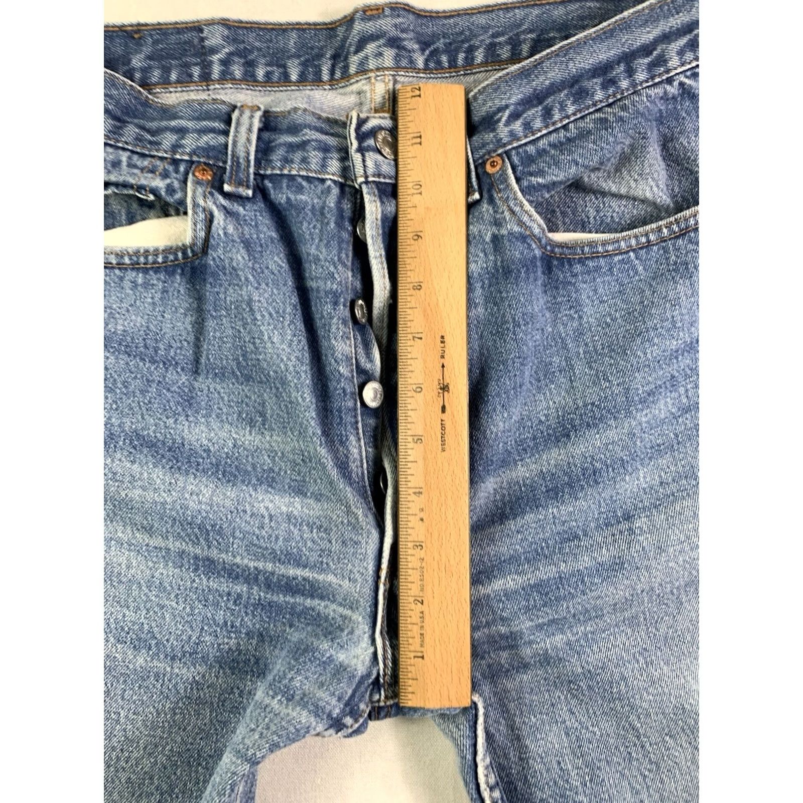 Levi's VINTAGE Levi's 501 Jeans Mens 32x34 Regular Blue Hemmed 90s USA Made in USA Size US 32 / EU 48 - 6 Thumbnail