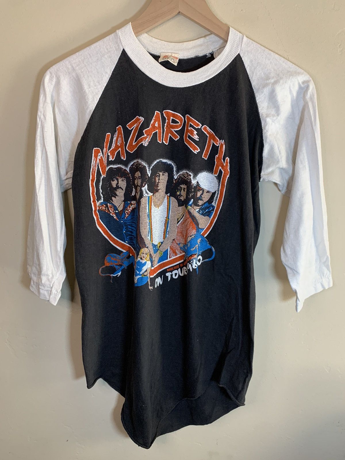 Band Tees × Vintage *RARE* Vintage 1980 Nazareth Malice In Wonderland Tour Shirt Size US L / EU 52-54 / 3 - 1 Thumbnail
