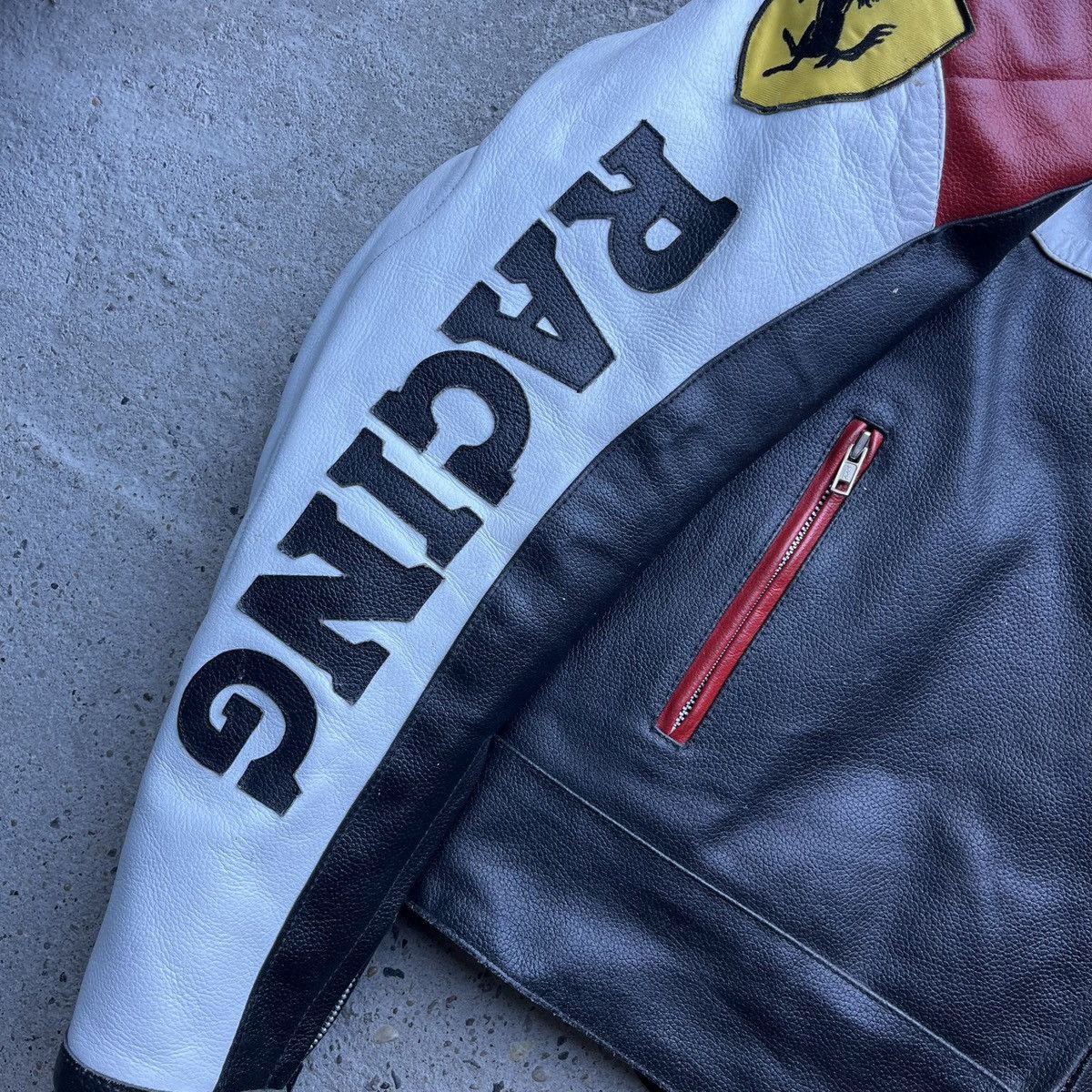 Ferrari × Vintage Ferrari F1 Racing leather Jacket red/black Leather jacket Size US M / EU 48-50 / 2 - 3 Thumbnail
