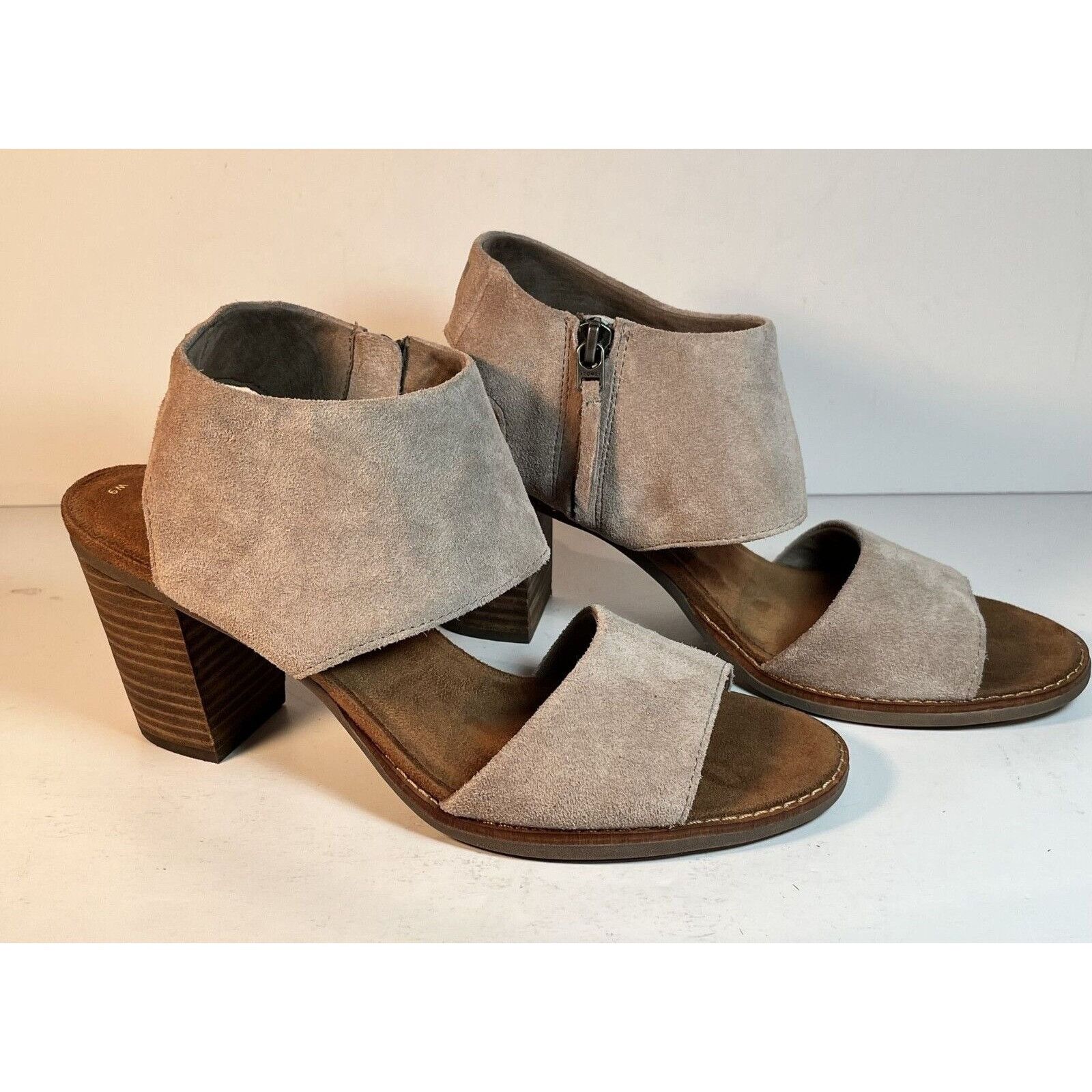 Toms TOMS Suede Majorca Cutout Block Heels Womens Casual Sandals Size US 9 / IT 39 - 1 Thumbnail