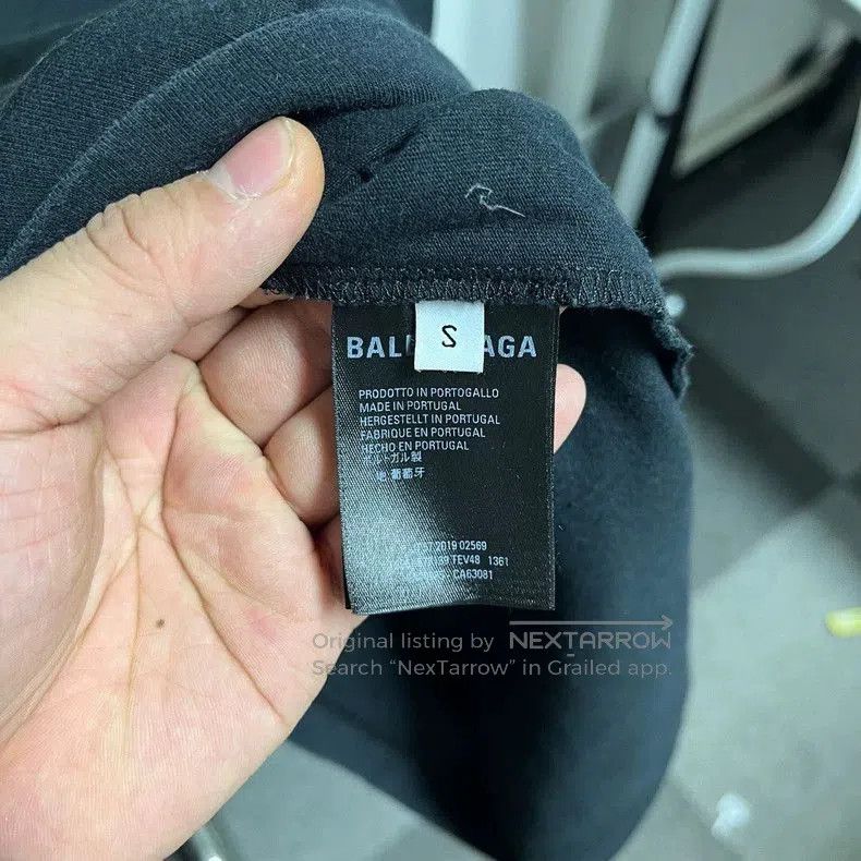 Balenciaga Balenciaga Lock Buckle Short Sleeve Tee. Size US S / EU 44-46 / 1 - 4 Thumbnail