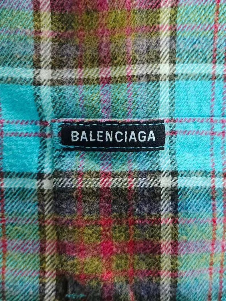Balenciaga Balenciaga 22ss flannel rendering for old plaid gradient ho Size US M / EU 48-50 / 2 - 3 Thumbnail