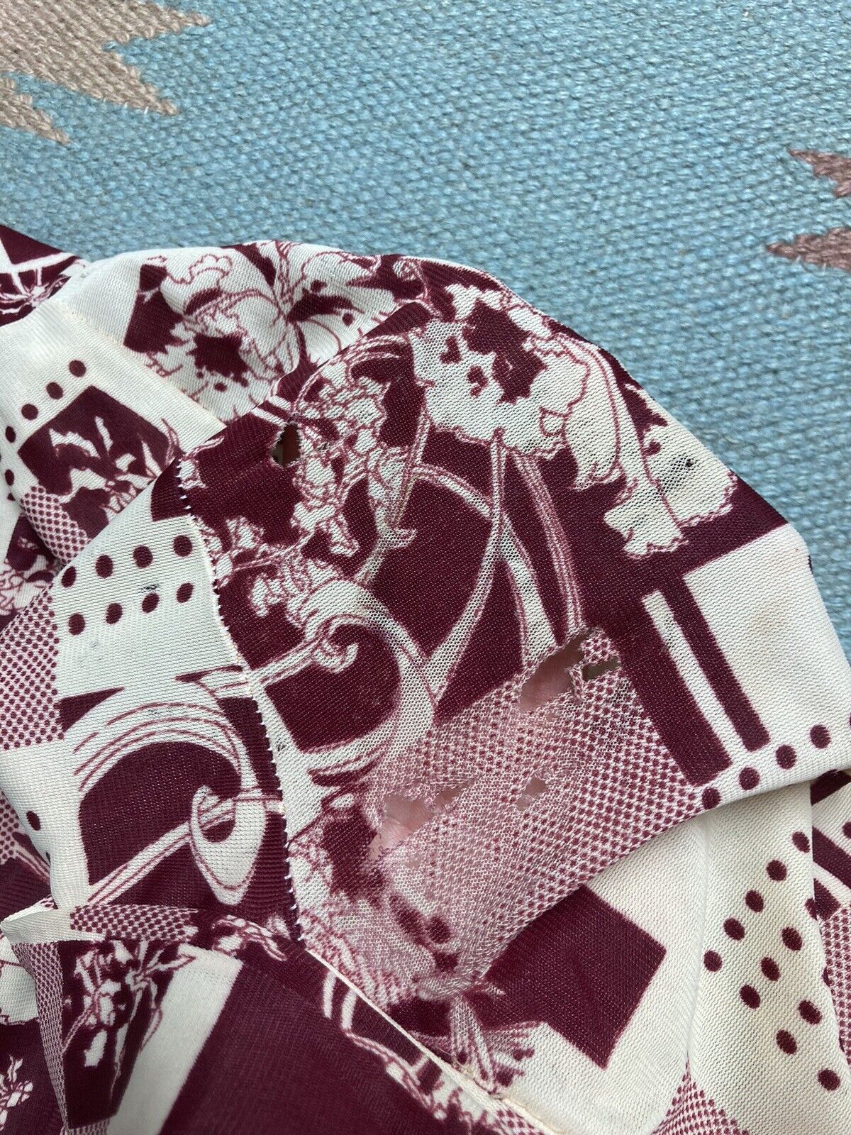 Vintage 70s gaucho shirt floral flowers pullover butterfly collar L Size US L / EU 52-54 / 3 - 6 Thumbnail