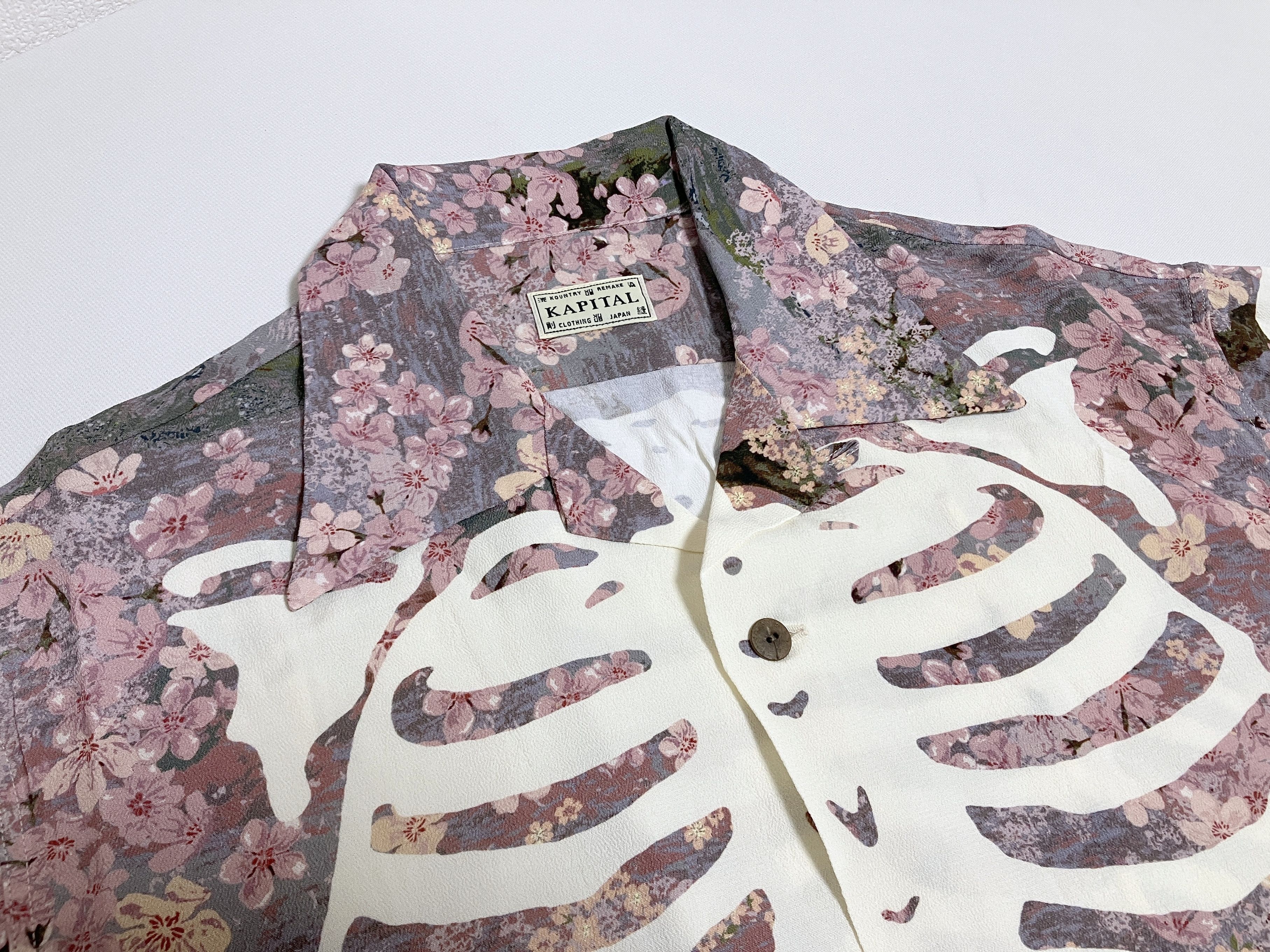 Kapital KAPITAL rayon Sakura Bone pt aloha shirt gray new Size US XL / EU 56 / 4 - 4 Thumbnail