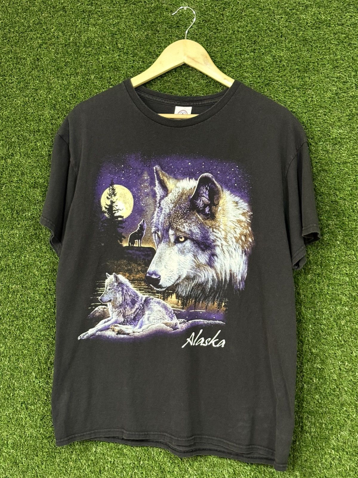 Vintage Vintage Wolf Alaska All Over Print Black Heavyweight Large Size US L / EU 52-54 / 3 - 1 Thumbnail