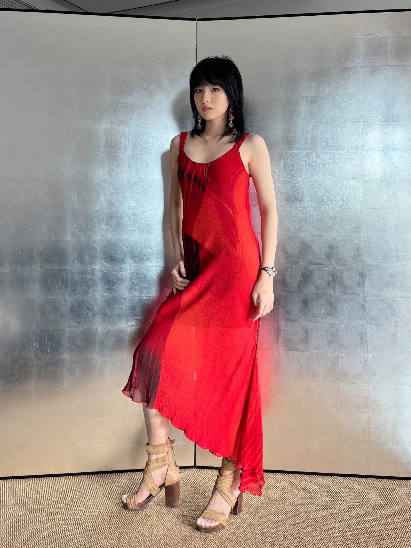 Vintage Vintage Italian Irregular Fishtail Stretchy Dress M Size M / US 6-8 / IT 42-44 - 1 Thumbnail