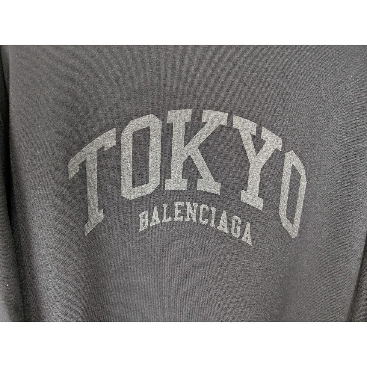 Balenciaga o1rshd1 Q:3 / Oversize Long Sleeve T-Shirt in Black Size US M / EU 48-50 / 2 - 4 Thumbnail