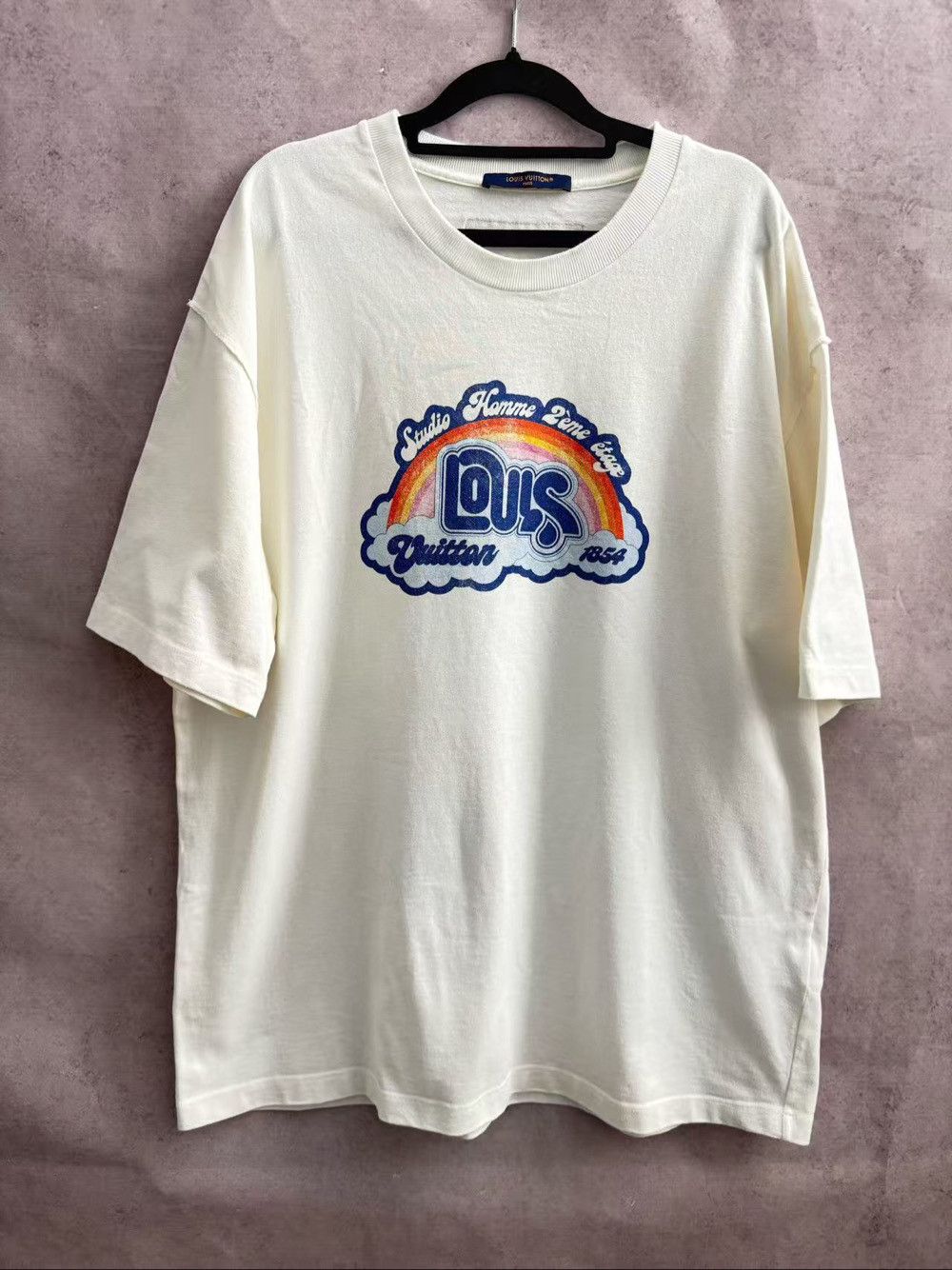 Louis Vuitton Louis Vuitton Rainbow Logo T-Shirt Size XL Size US XL / EU 56 / 4 - 1 Thumbnail