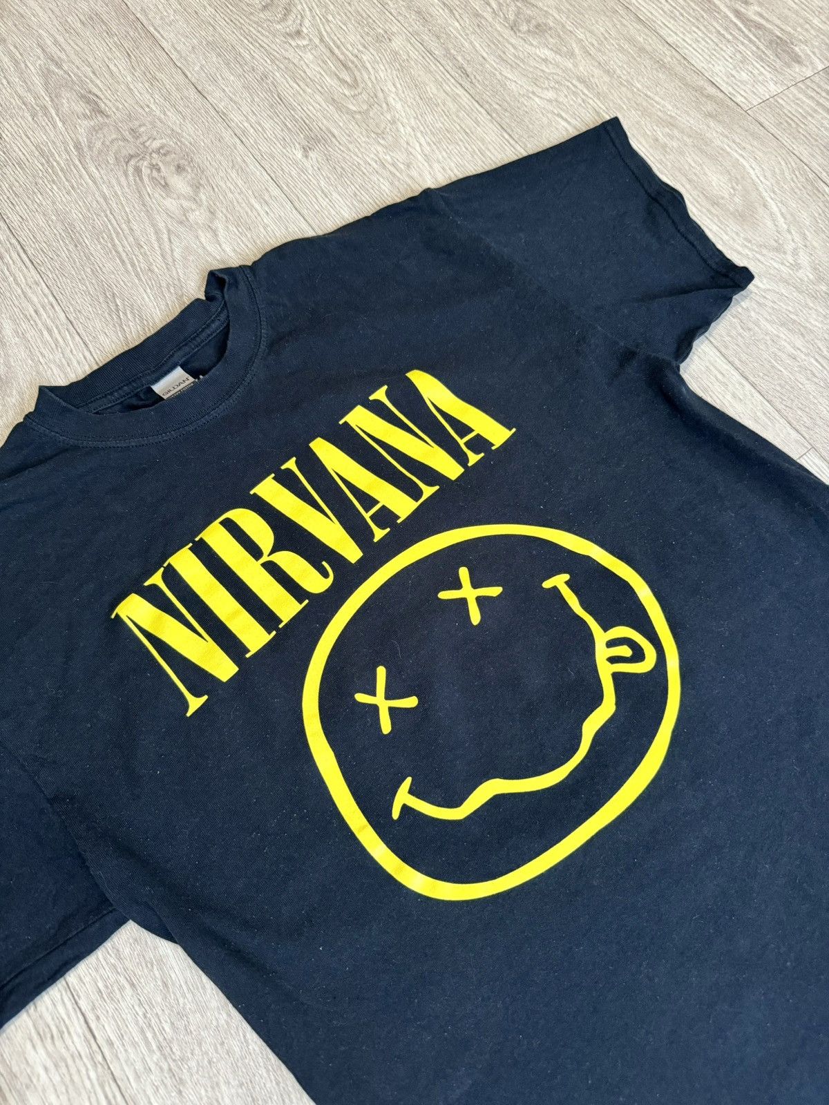 Band Tees 🔷Nirvana Big logo T-shirt🔷 Size US L / EU 52-54 / 3 - 2 Thumbnail