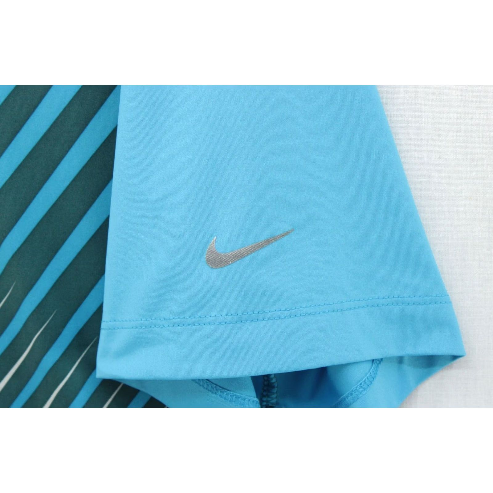 Nike Nike Golf Polo Shirt Mens Large Blue Striped Tour Performance Vibrant Athletic Size US L / EU 52-54 / 3 - 3 Thumbnail