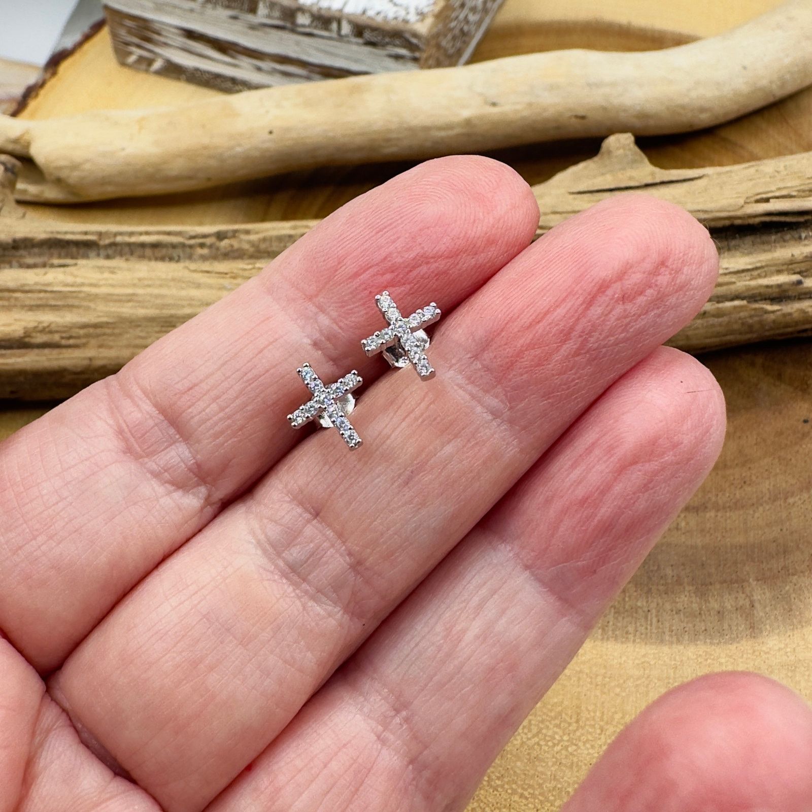 The Unbranded Brand Cross Cubic Zirconia Earrings Size ONE SIZE - 4 Thumbnail
