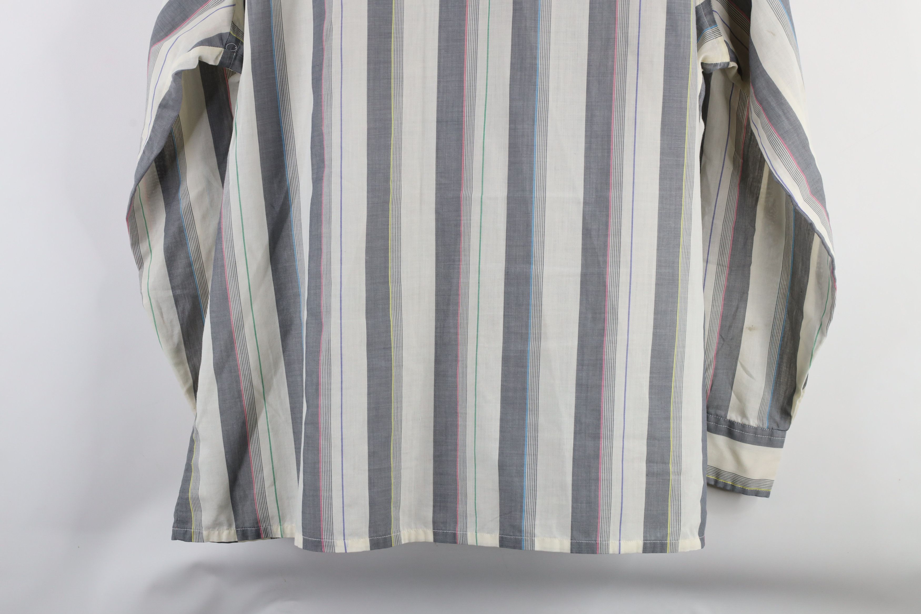 Vintage Vintage 90s Streetwear Rainbow Striped Collared Button Shirt Size US XL / EU 56 / 4 - 17 Thumbnail