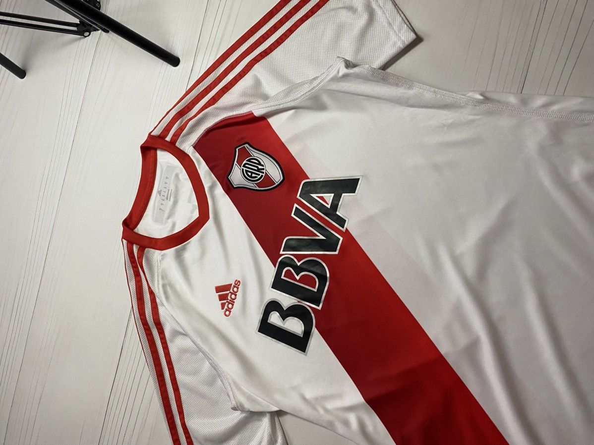 Adidas Adidas River Plate 2016/17 home soccer football y2k jersey Size US M / EU 48-50 / 2 - 9 Thumbnail