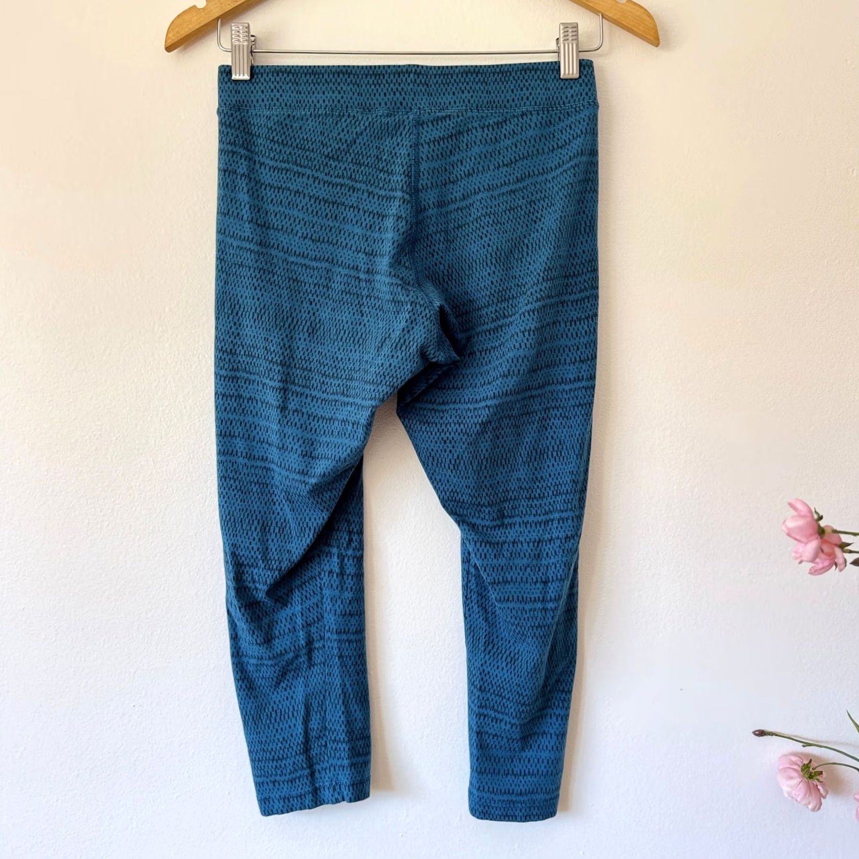 Toad&Co Toad&Co Blue Print Cropped Activewear Yoga Pants Leggings XS Women Size 26" / US 2 / IT 38 - 3 Thumbnail