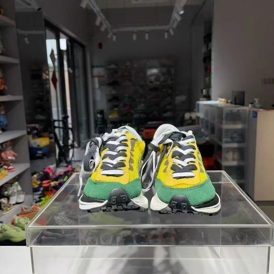 Nike Sacai x Nike VaporWaffle Green Yellow 37.5 Size US 6.5 / IT 36.5 - 1 Thumbnail