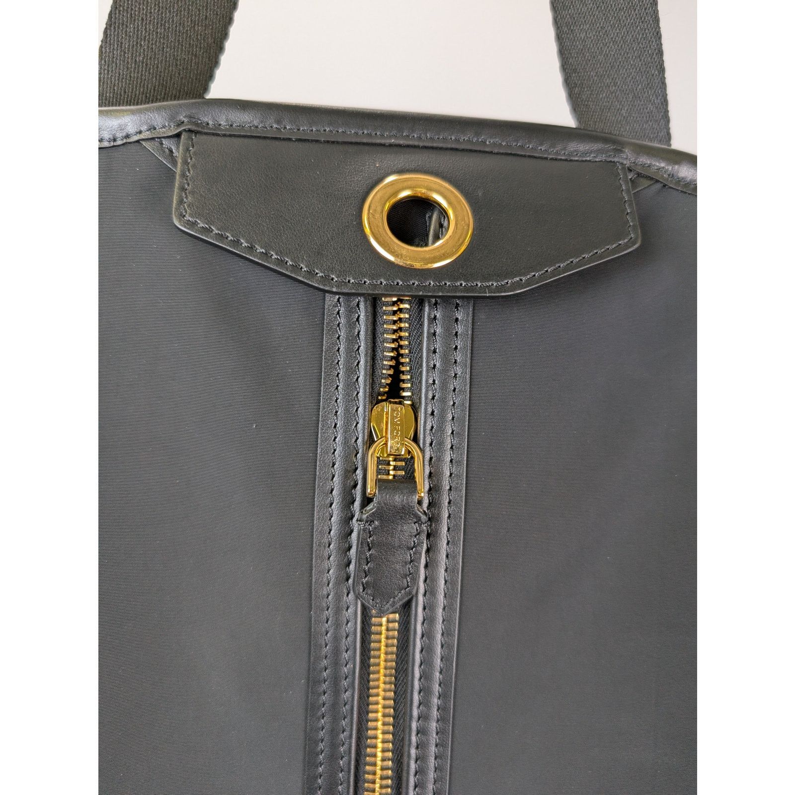 Tom Ford o1rshd1 Q:4/ Size: OS / Leather-Trimmed Garment Bag in Black Size ONE SIZE - 13 Thumbnail
