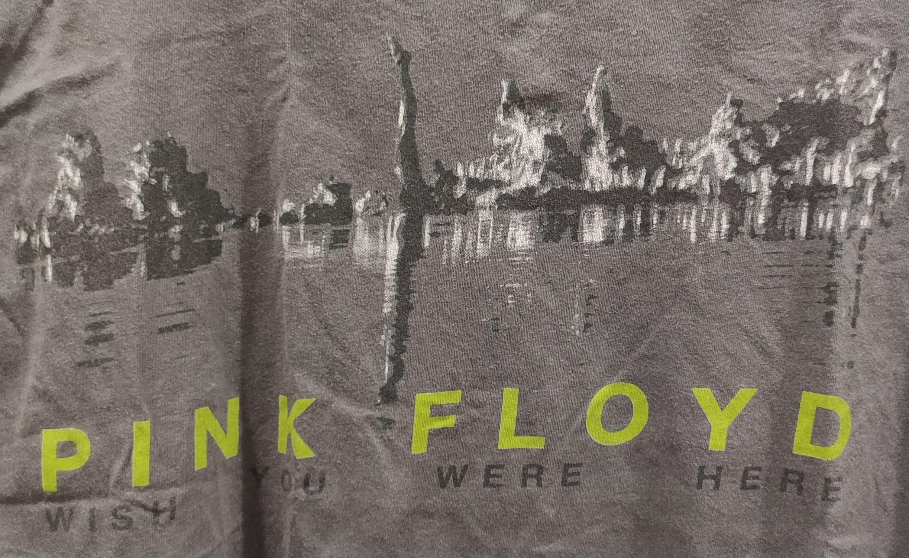 Pink Floyd × Vintage Vintage Sunfaded Distressed Pink Floyd XXL size Size US XL / EU 56 / 4 - 9 Thumbnail