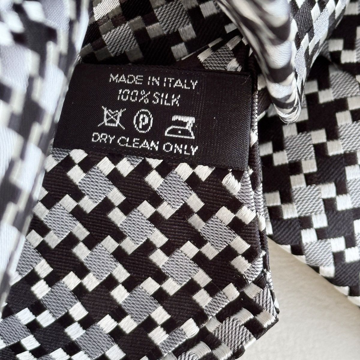 Tom Ford Tom Ford Bold Print Silk Tie Size ONE SIZE - 5 Thumbnail