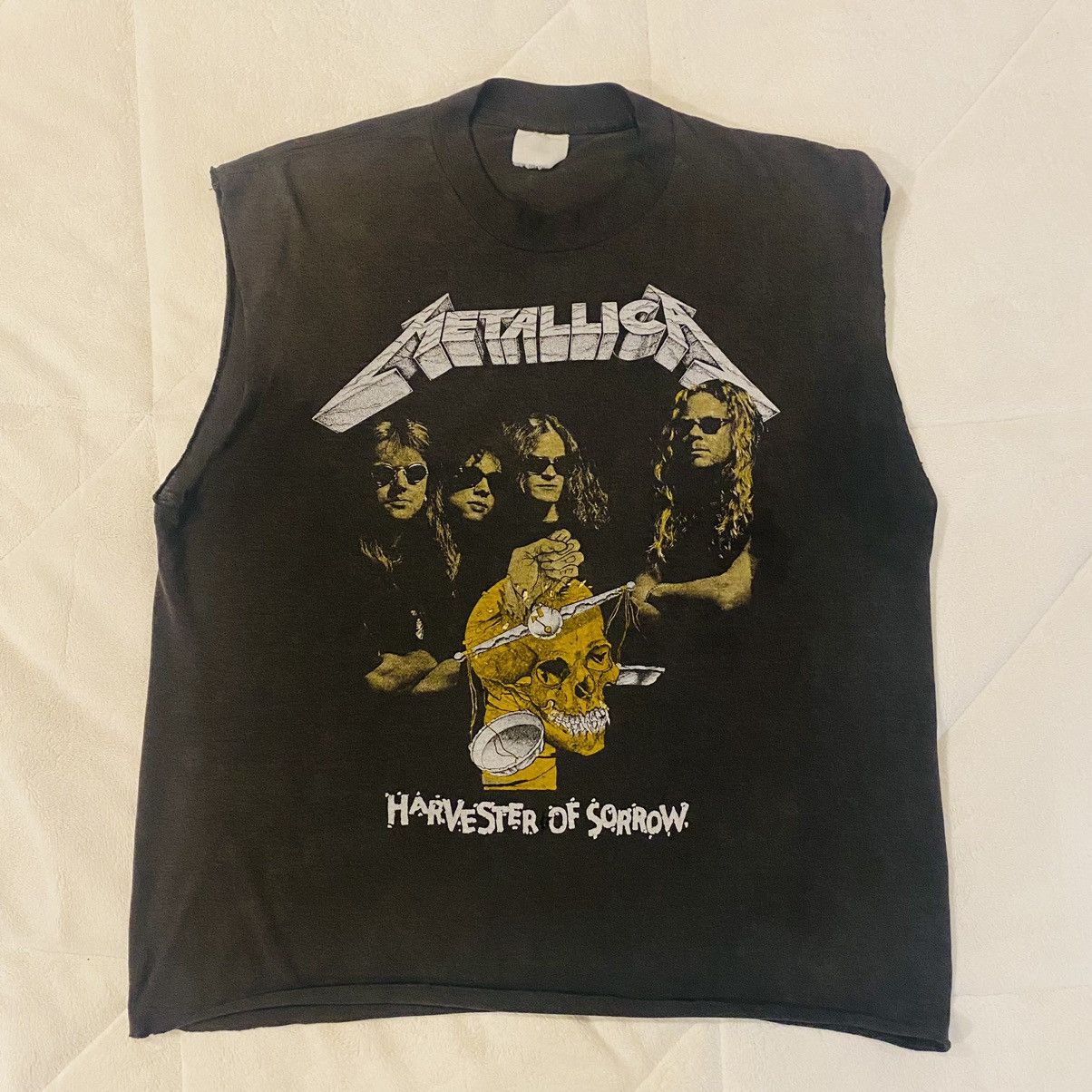 Vintage Vintage 1987 Metallica Cut-Off Harvester of Sorrow Shirt XL ...