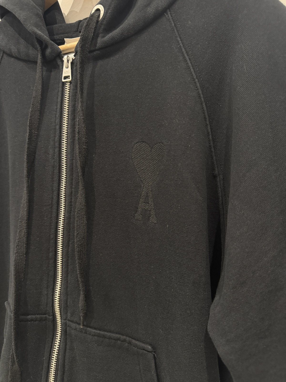 AMI Ami Paris Logo Detailed Zip-Up Hoodie Black Size US M / EU 48-50 / 2 - 2 Thumbnail