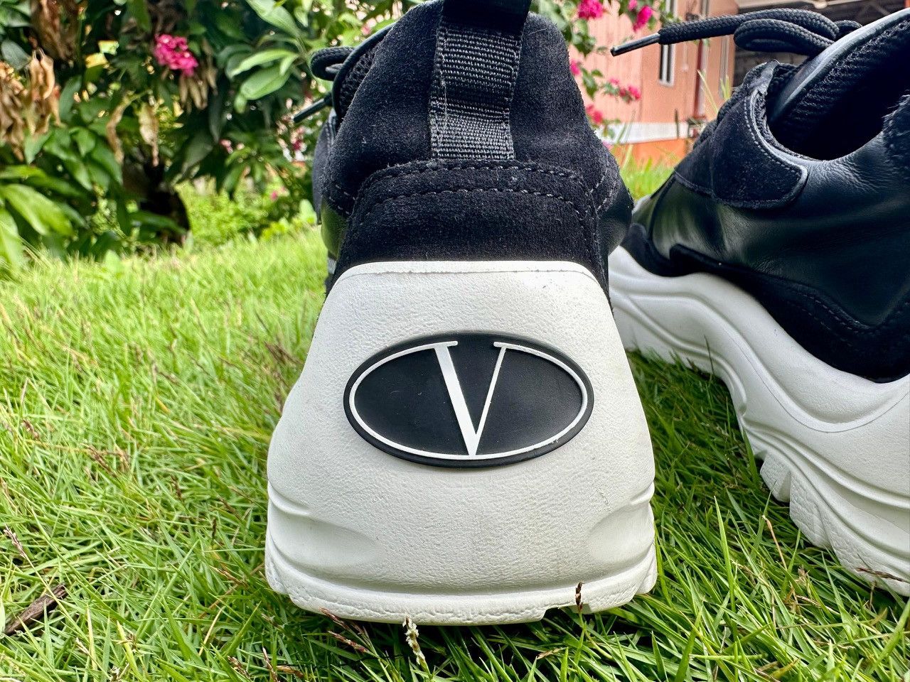 Valentino Authentic Valentino Garavani Gumboy Calfskin Sneakers Size US 8.5 / EU 41-42 - 8 Thumbnail