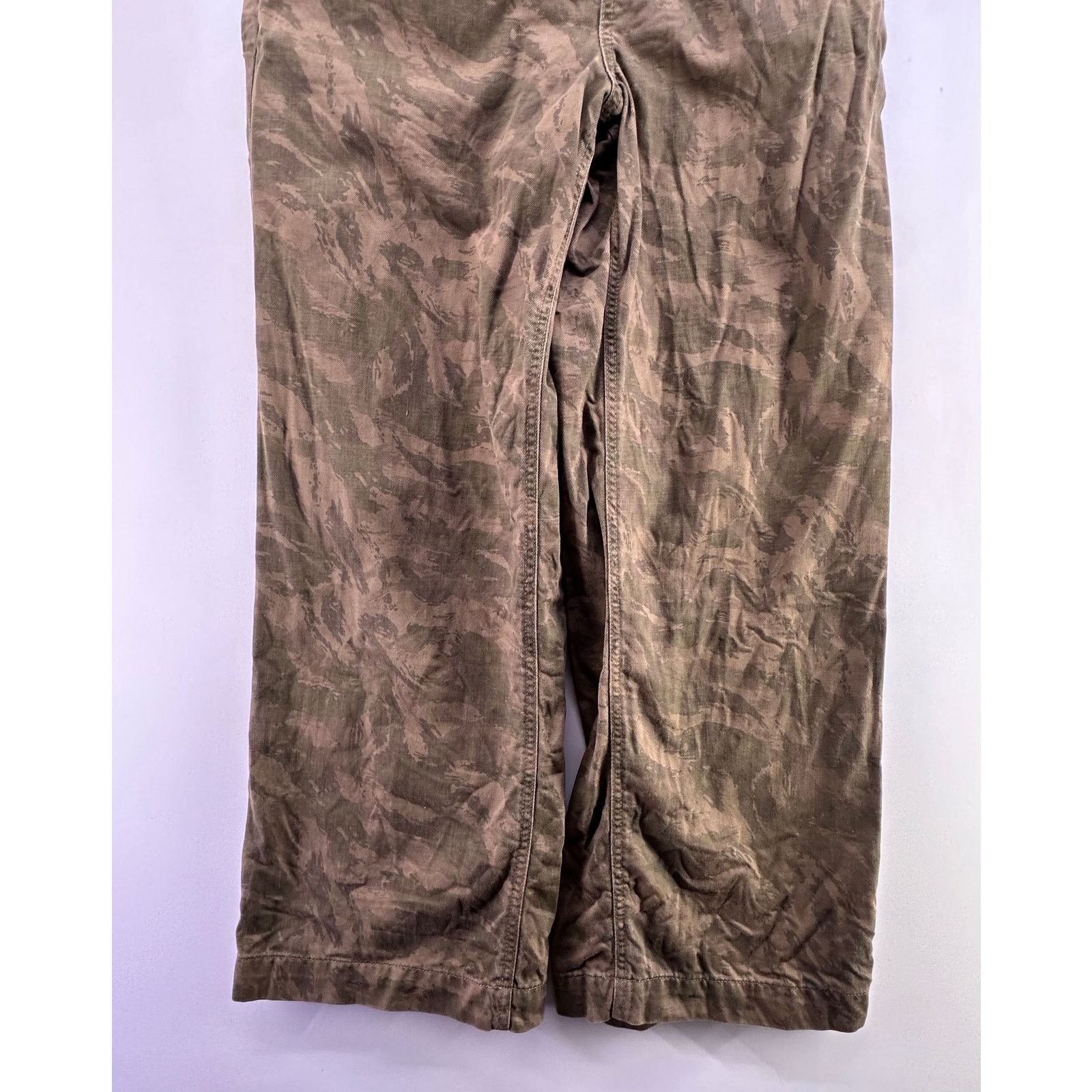 & Other Stories Lizard Camo Pattern Jeans No Size Tag 15” Waist Size US 31 - 4 Thumbnail