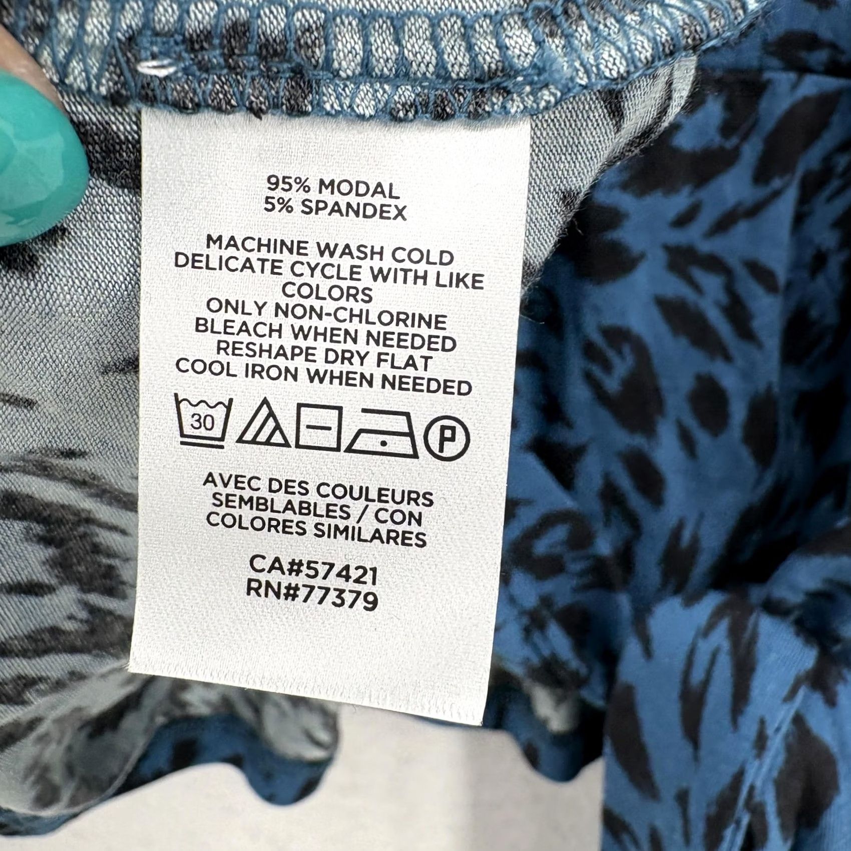 Ann Taylor Ann Taylor Blouse Womens L Blue Animal Print V Neck Tie Waist Peplum NWT Size L / US 10 / IT 46 - 6 Thumbnail