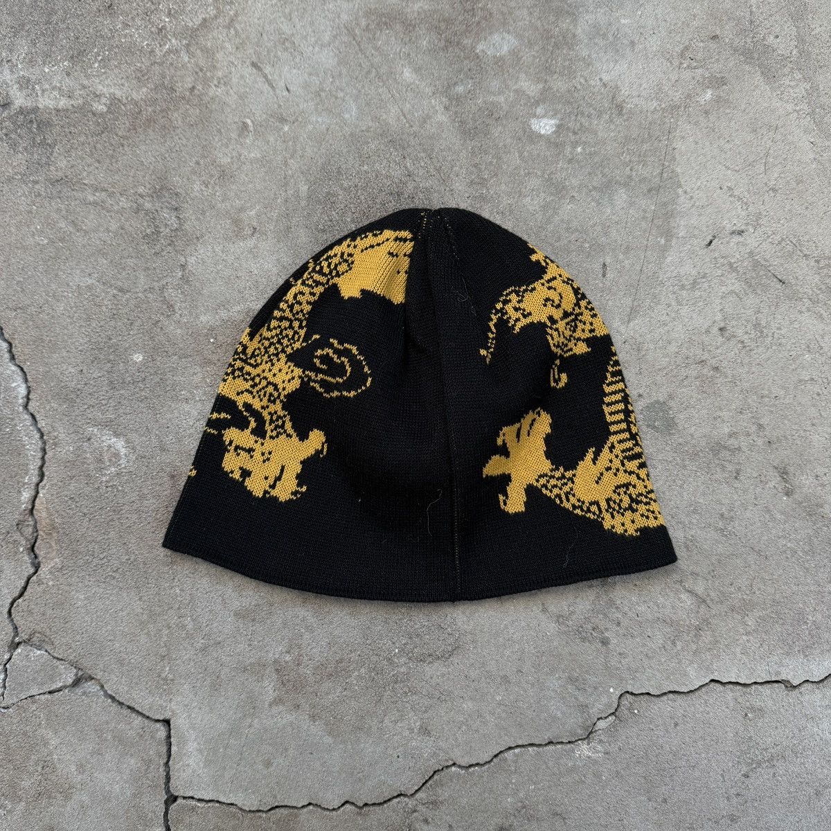 Vintage Vintage Y2K Japanese Beanie Hat Streetwear Dragon Style Size ONE SIZE - 3 Thumbnail