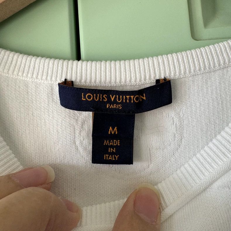 Louis Vuitton Louis Vuitton White Logo short sleeve 2504-Nextarrow Size US M / EU 48-50 / 2 - 3 Thumbnail