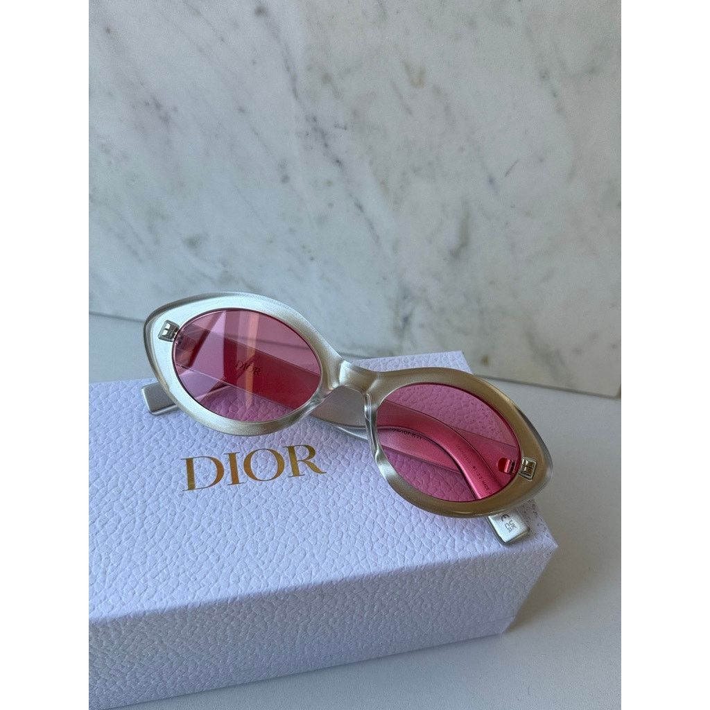 Dior NEW Dior LuckyDior R1I x ERD Sunglasses in Metallic Silver Size ONE SIZE - 2 Thumbnail