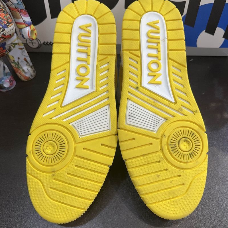 Louis Vuitton Louis Vuitton Trainer Low Top Sneakers in White Yellow -250 Size US 9.5 / IT 39.5 - 2 Thumbnail