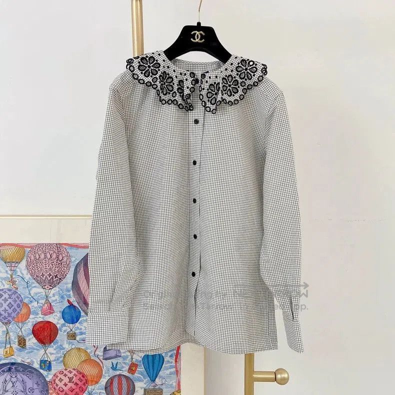 Louis Vuitton Louis Vuitton Checkered Collar Shirt. Size US XS / EU 42 / 0 - 3 Thumbnail