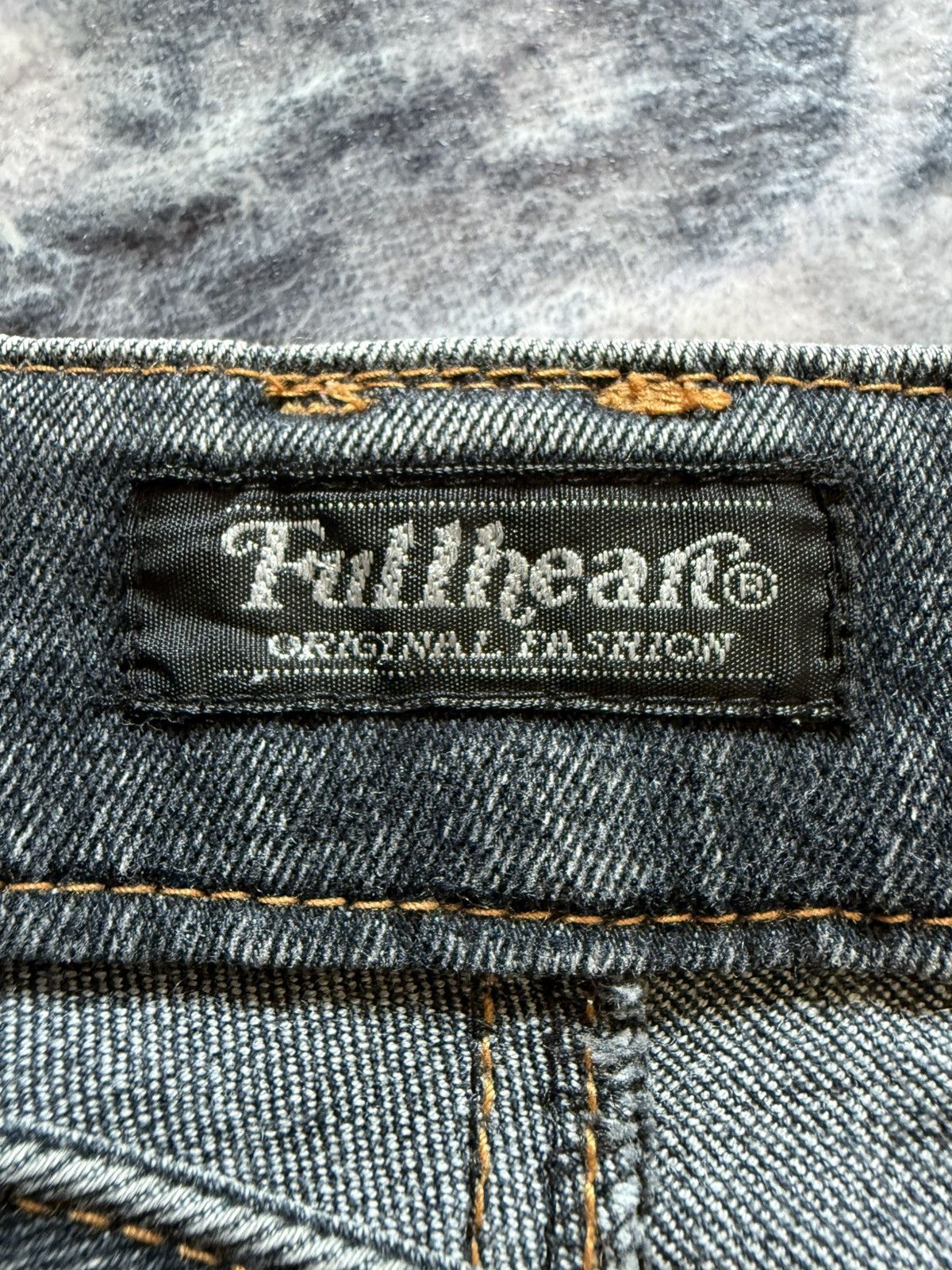 If Six Was Nine Full Heart Japan Tribal Paneled Faded Wash Flared Jeans Size US 27 - 20 Thumbnail