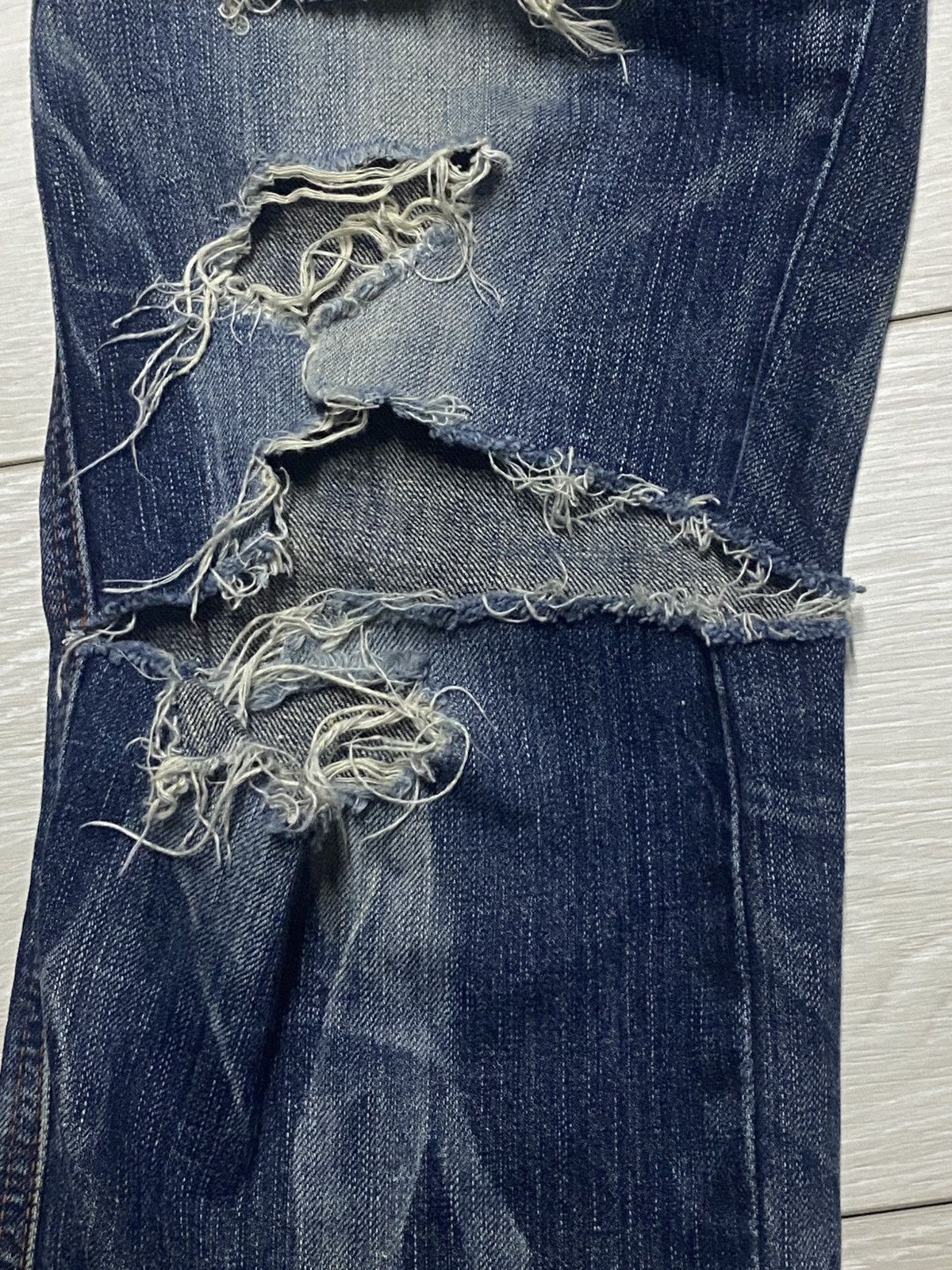 Junya Watanabe Edwin Blue Trip Thunder Faded Ripped Loose Jeans Size US 30 / EU 46 - 13 Thumbnail