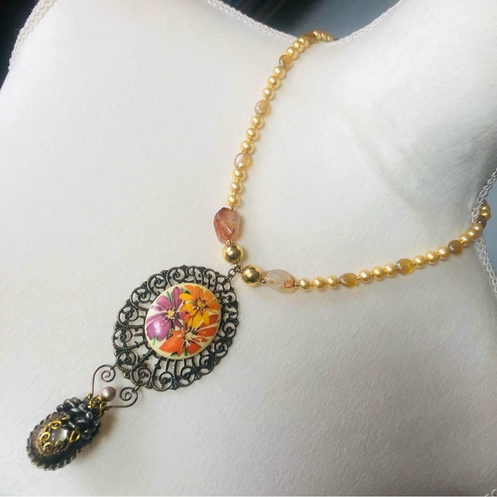 Handmade Handcrafted repurpose floral cameo brass Pearl necklace Size ONE SIZE - 1 Thumbnail