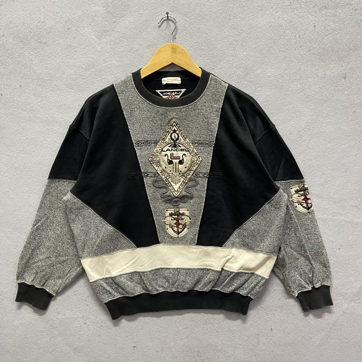 Lancel Early 90s Vintage Lancel Paris Embroidered Sweatshirt Size US M / EU 48-50 / 2 - 1 Thumbnail