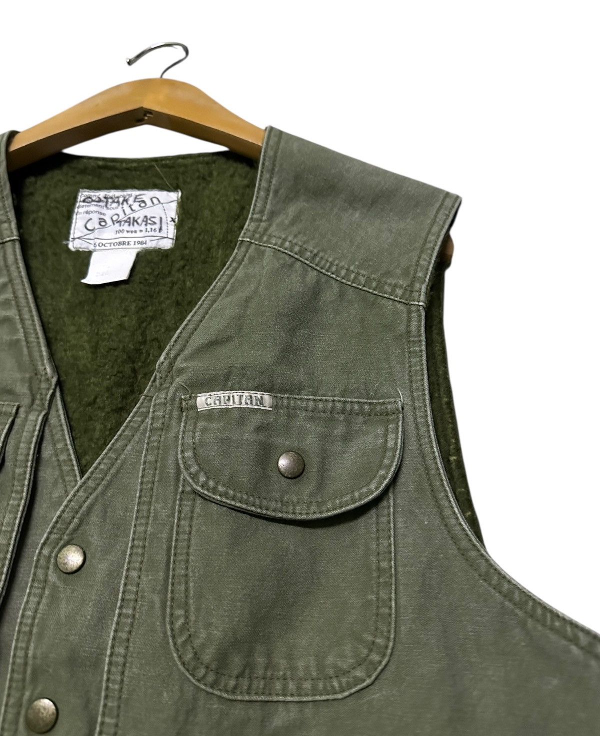 Japanese Brand Vintage 1984 Capitan green utility vest in sherpa lining Size US S / EU 44-46 / 1 - 3 Thumbnail