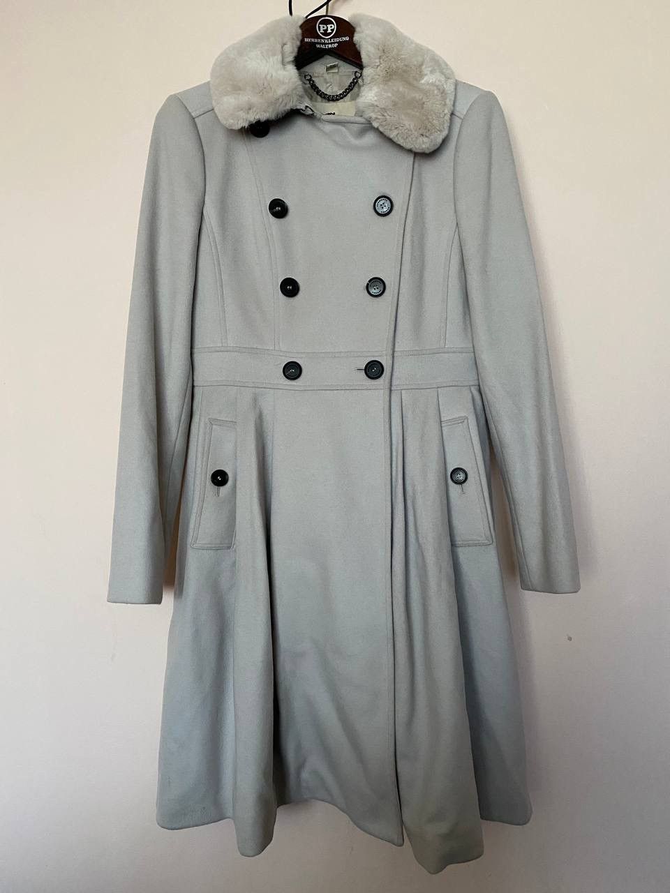 Burberry 🔥Burberry London Tailored Wool Cashmere Coat with Fur Collar Size M / US 6-8 / IT 42-44 - 1 Thumbnail