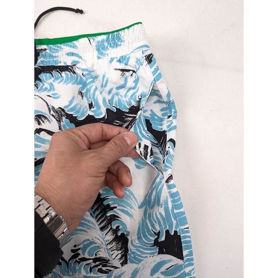 Bottega Veneta o1rshd1 Nylon Printed Feathers Swim Long Boxer in Black/Turq Size US 34 / EU 50 - 8 Thumbnail