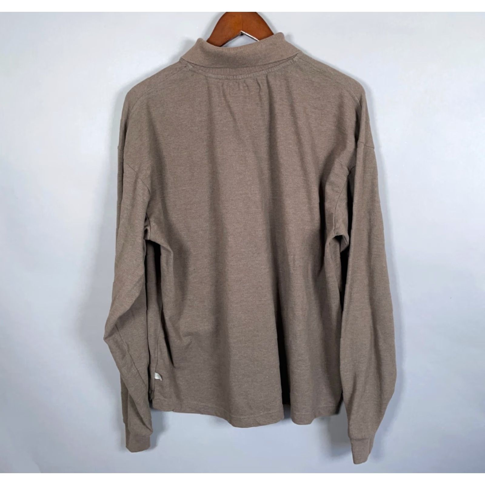 Urban Outfitters Urban Outfitters Standard Cloth Long Sleeve Polo Shirt Adult Medium Brown Mens Size US M / EU 48-50 / 2 - 3 Thumbnail