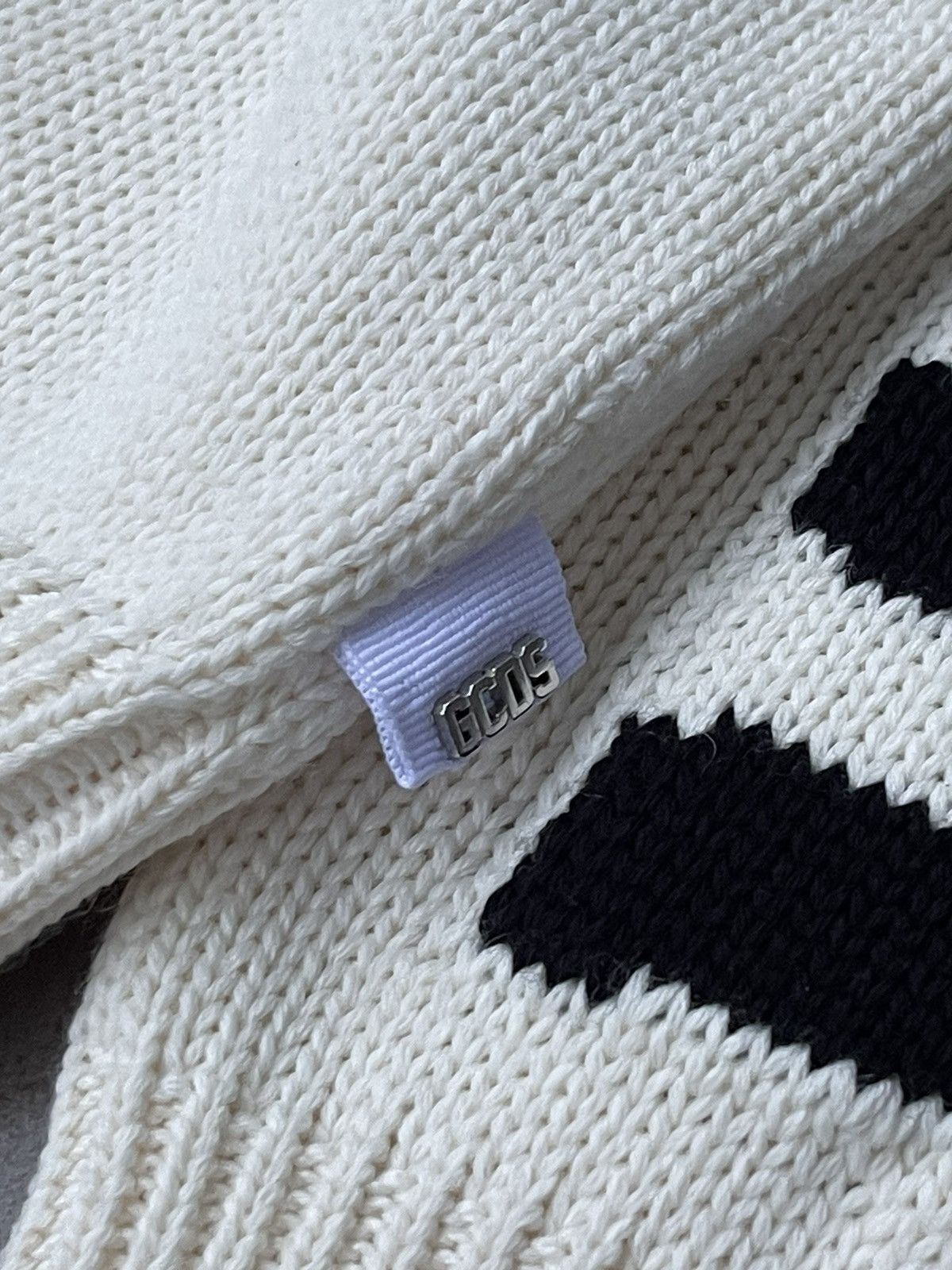 GCDS !DS! AW23 GCDS Logo Cream Turtleneck Sweater Size US M / EU 48-50 / 2 - 17 Thumbnail