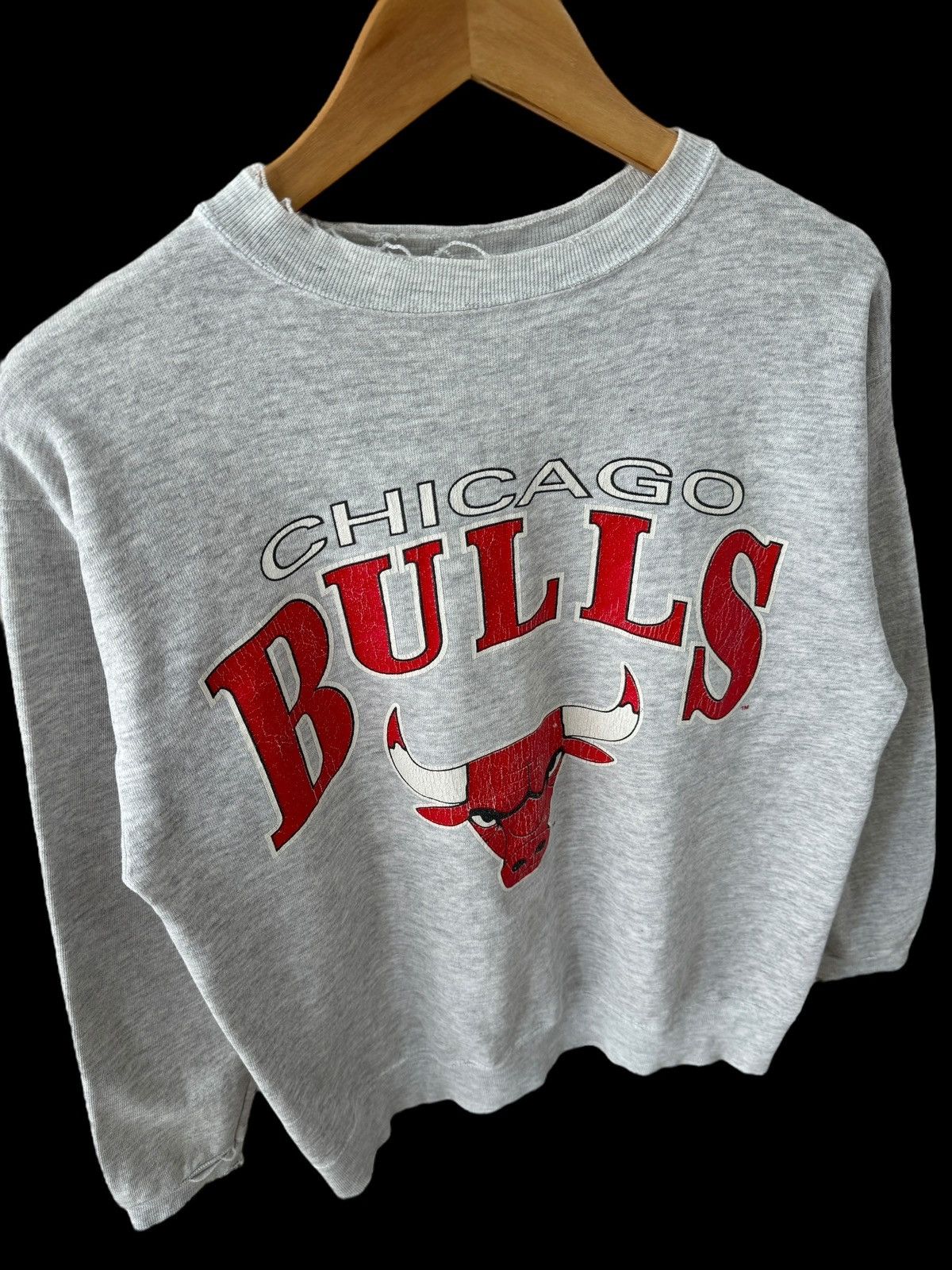 NBA × Vintage Vintage Jostens Chicago Bulls NBA Worn Sweatshirt Size US M / EU 48-50 / 2 - 5 Thumbnail